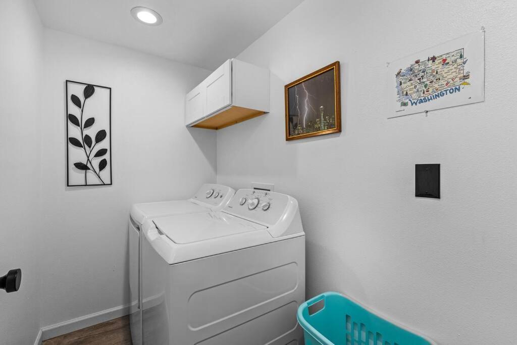 Pacific Nw Gem W/Hot-Tub 15 Minutes Airport. Apartamento Auburn Exterior foto