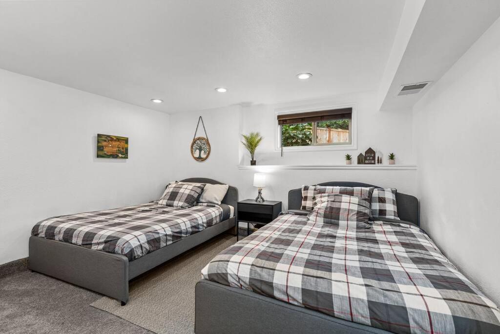 Pacific Nw Gem W/Hot-Tub 15 Minutes Airport. Apartamento Auburn Exterior foto